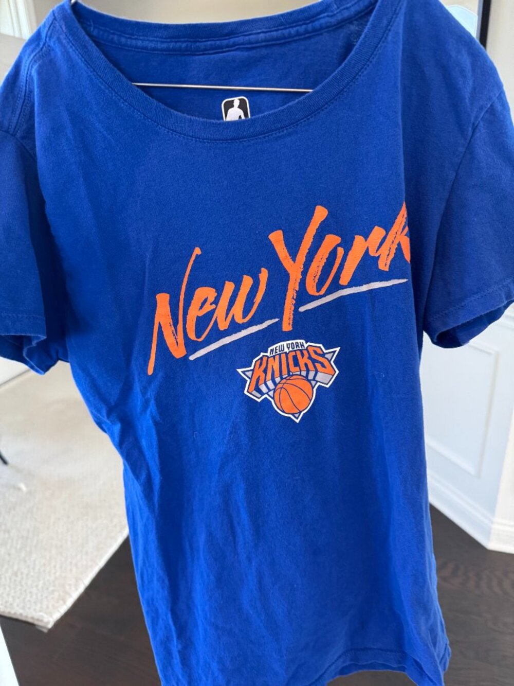 NY Knicks Women's T-Shirt - Small